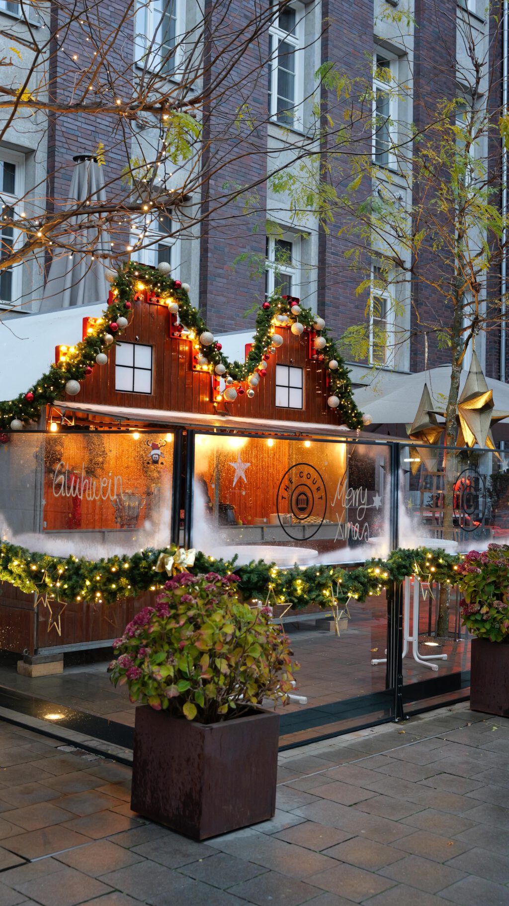 Instagram post from thewellem. This post is in position 19.