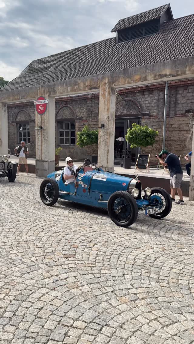 Instagram post from thewellem. This post is in position 6.