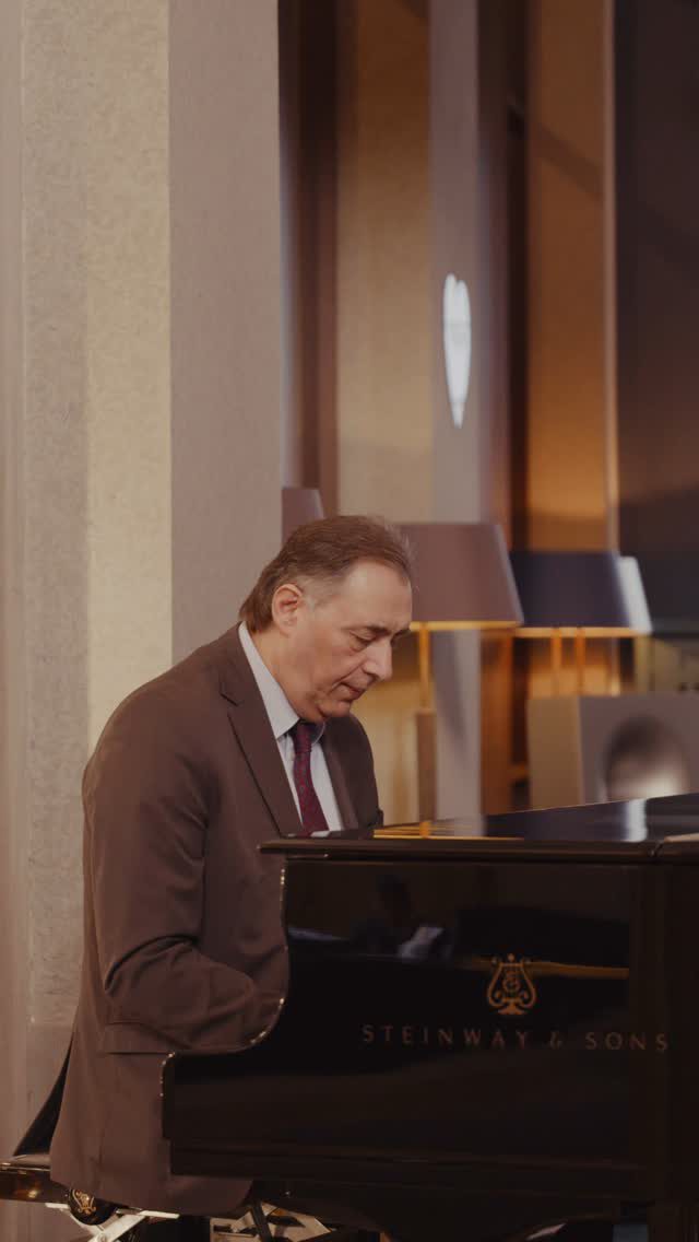 Instagram post from thewellem. This post is in position 9.