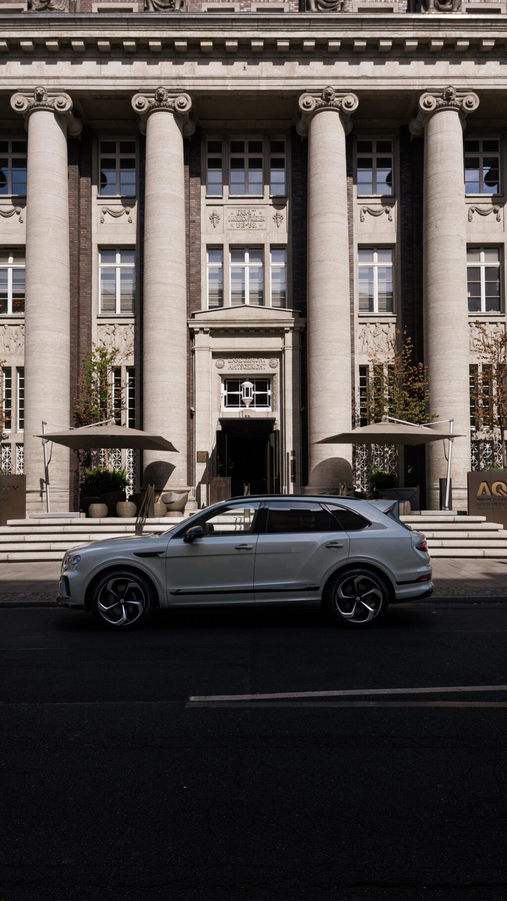 Instagram post from thewellem. This post is in position 5.